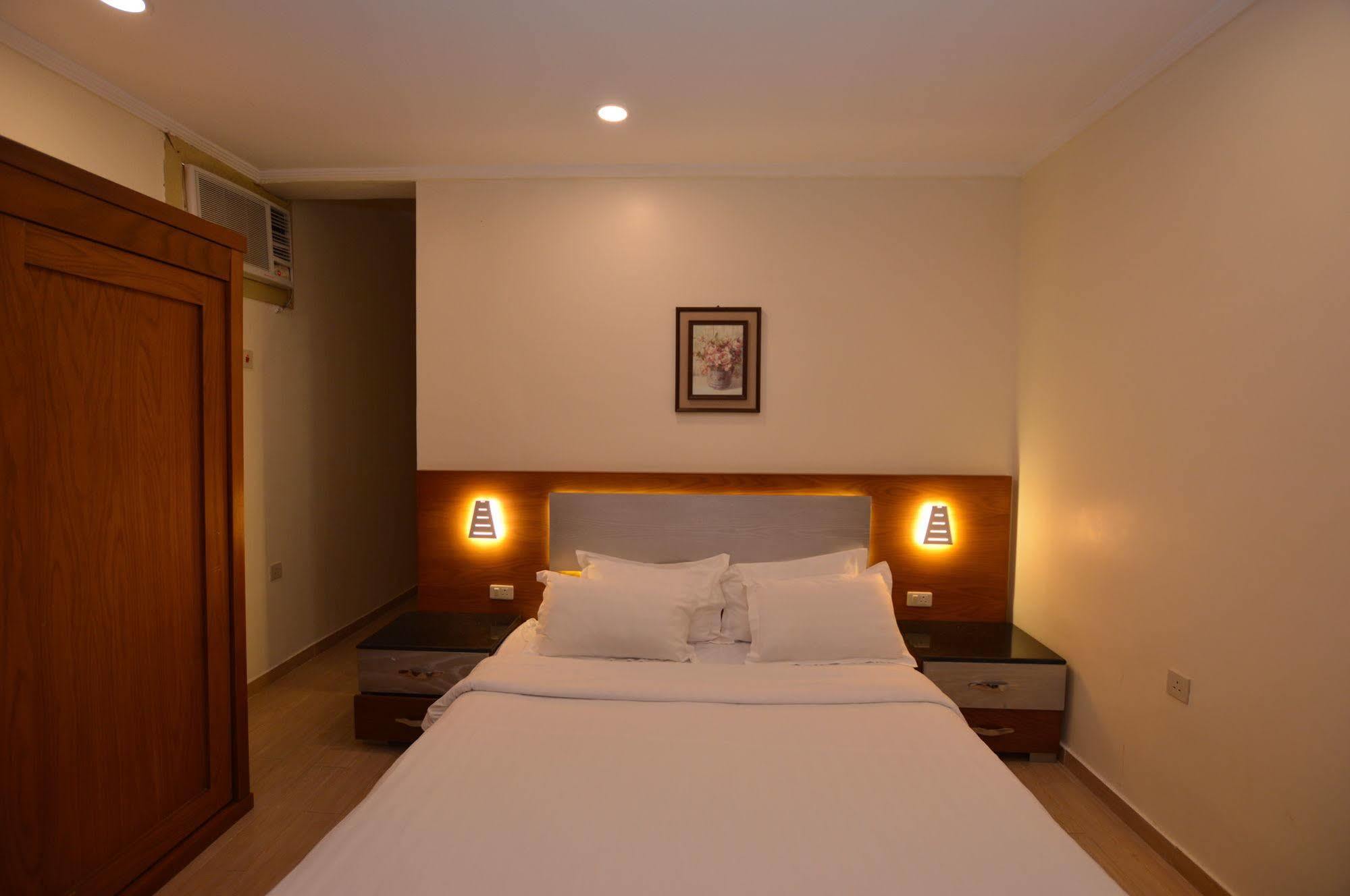 Al Ahmadi Plaza Resort Yanbu Exterior foto